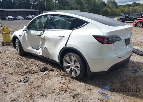 2023 Tesla Model Y Awd/Long Range Dual Motor All-Wheel Drive из США, поврежденный, VIN 7SAYGDEE2PF697616